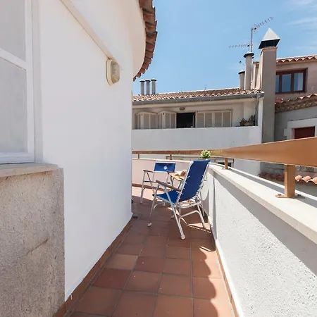 Lets Holidays Tossa Near 2 Appartement