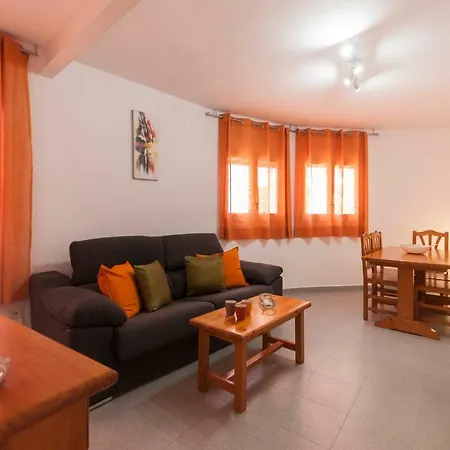 Lets Holidays Tossa Near 2 Апартаменти *